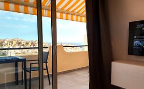 Suite Mirapuerto - Luxury Apartment With Sea View